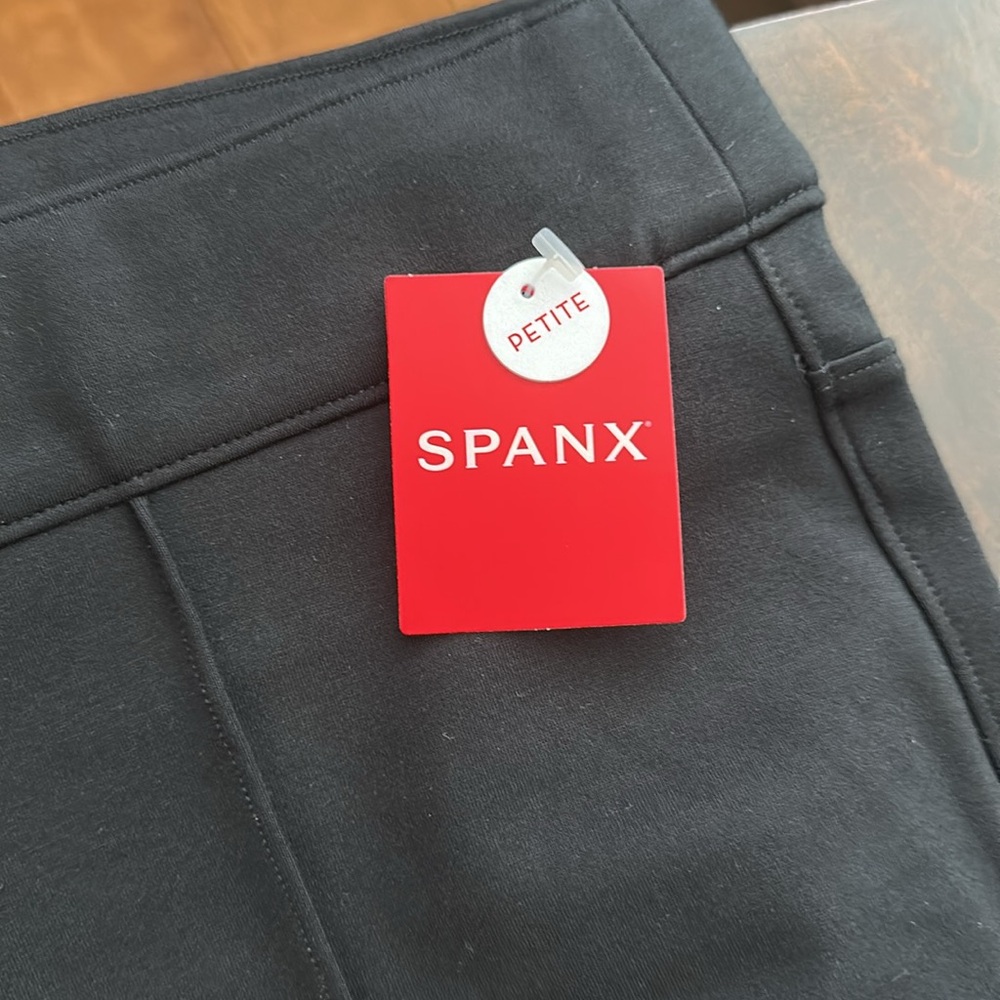 SPANX Classic Black Pants - Picture 6 of 10
